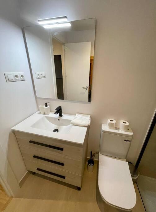 Centrico Apt 7Pax En Anton Martin/Centro De Madrid Apartment Exterior photo
